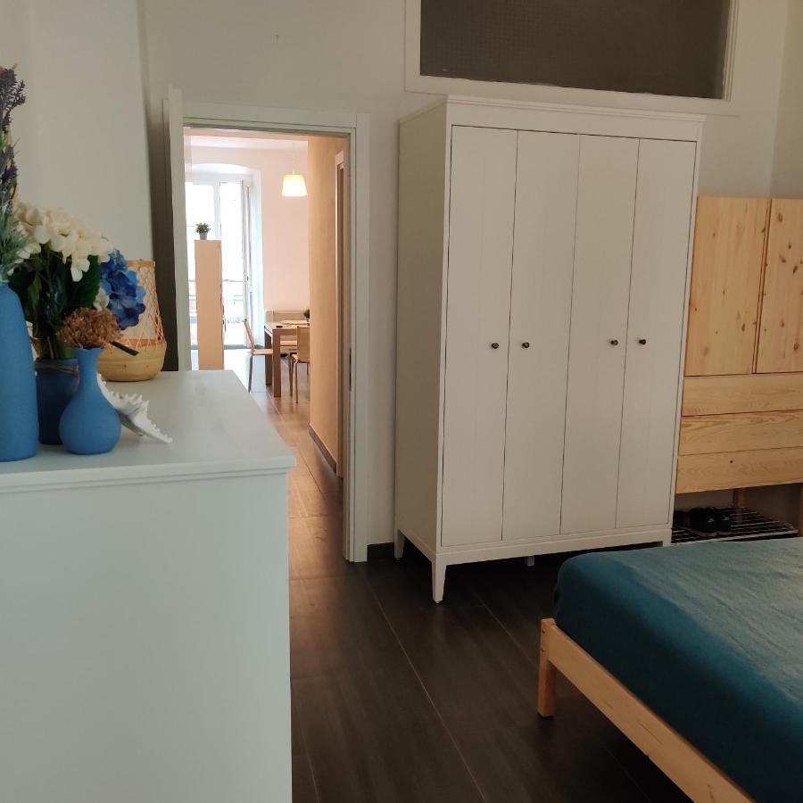 Vista Sul Carruggio, Centro Storico Di Chiavari Eksteriør billede